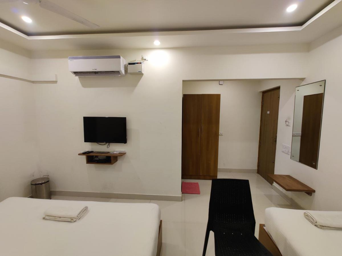 Hotel Airport City Dod Jala Kültér fotó