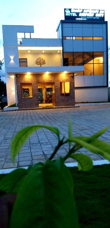 Hotel Airport City Dod Jala Kültér fotó